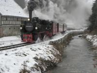 Sonderzug bei der Scheinanfahrt in Straßberg (2)